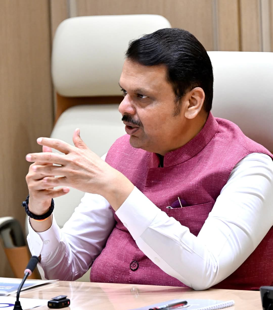 राज्यात अवकाळी पावसाचे थैमान, मुख्यमंत्री देवेंद्र फडणवीस यांनी घेतला आढावा