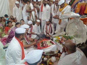 जिल्हाधिकाऱ्यांच्या हस्ते श्री संत तुकाराम महाराजांच्या पादुकांची शासकीय महापूजा