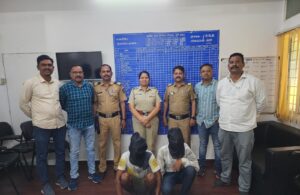 दिडीतील वारकऱ्यांचे मोबाइल चोरणारे अटकेत