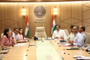 मुंबई-गोवा राष्ट्रीय महामार्गावर वाहतूककोंडी सोडवण्यासाठी पर्यायी मार्गांचे रुंदीकरण