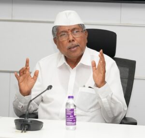 'वारकरी भक्तीयोग' कार्यक्रम यशस्वी करण्याकरीता सर्वांनी पुढाकार घ्यावा-उच्च व तंत्रशिक्षण मंत्री चंद्रकांतदादा पाटील