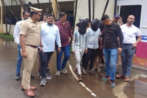 सिगारेट ओढण्यास हटकले, तरूणाचा केला खून
