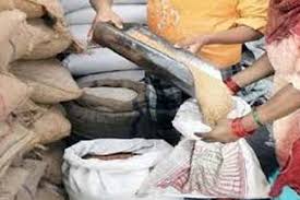 स्‍वस्‍त धान्‍य दुकानदारांचे पाच महिन्यापासून कमिशन रखडले