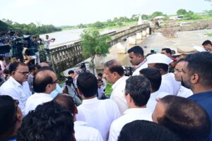 उपमुख्यमंत्री अजित पवार यांची कुंडमळा दुर्घटनास्थळी भेट