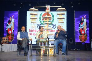 'हिंदी भाषेची सक्ती बिनडोक व कर्मदरिद्री'