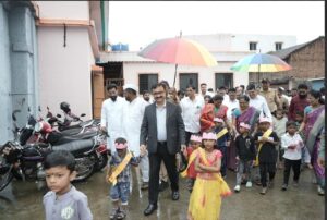 निघोजे येथील जिल्हा परिषद शाळेत शाळा प्रवेशोत्सव उत्साहात साजरा