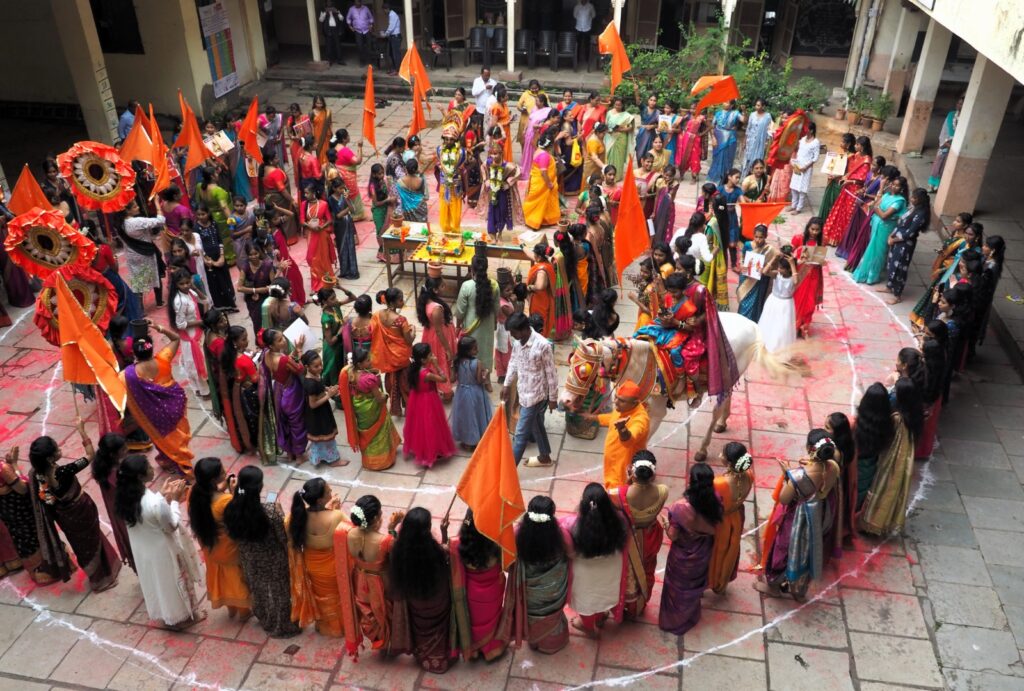 ‌‘देहासी विटाळ म्हणती सकळ, आत्मा तो निर्मळ शुद्ध बुद्ध‌’