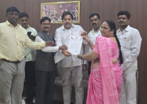 लाडक्या बहिणींना स्वावलंबी बनविण्यासाठी उपमुख्यमंत्री शिंदे यांनी प्राधान्य दिले...