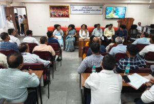 उद्योगांच्या गरजा लक्षात घेऊन न्यू एज अभ्यासक्रम सुरू करावेत- मंत्री मंगलप्रभात लोढा