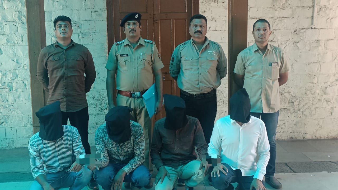 गँगस्टर अरुण गवळीचा पीए असल्याची बतावणी, ५ कोटींची खंडणी मागणाऱ्या टोळीला अटक