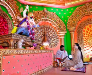 जल्लोषपूर्ण वातावरणात श्रीमंत भाऊसाहेब रंगारी गणपती विराजमान