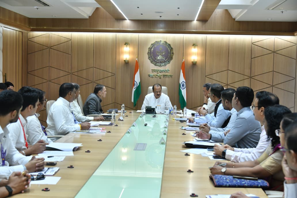 पुणे जिल्ह्यातील ग्रामपंचायतींच्या पायाभूत सुविधांचे प्रश्न तातडीने मार्गी लावा-उपमुख्यमंत्री अजित पवार