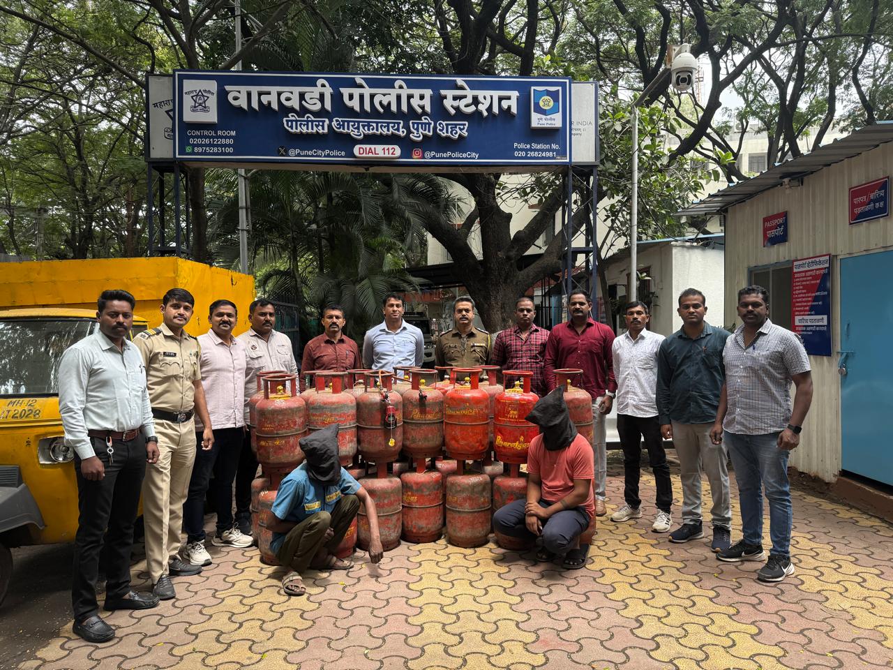 पुण्यात सिलेंडरमधुन गॅसची चोरी करणार्‍या टोळीला अटक