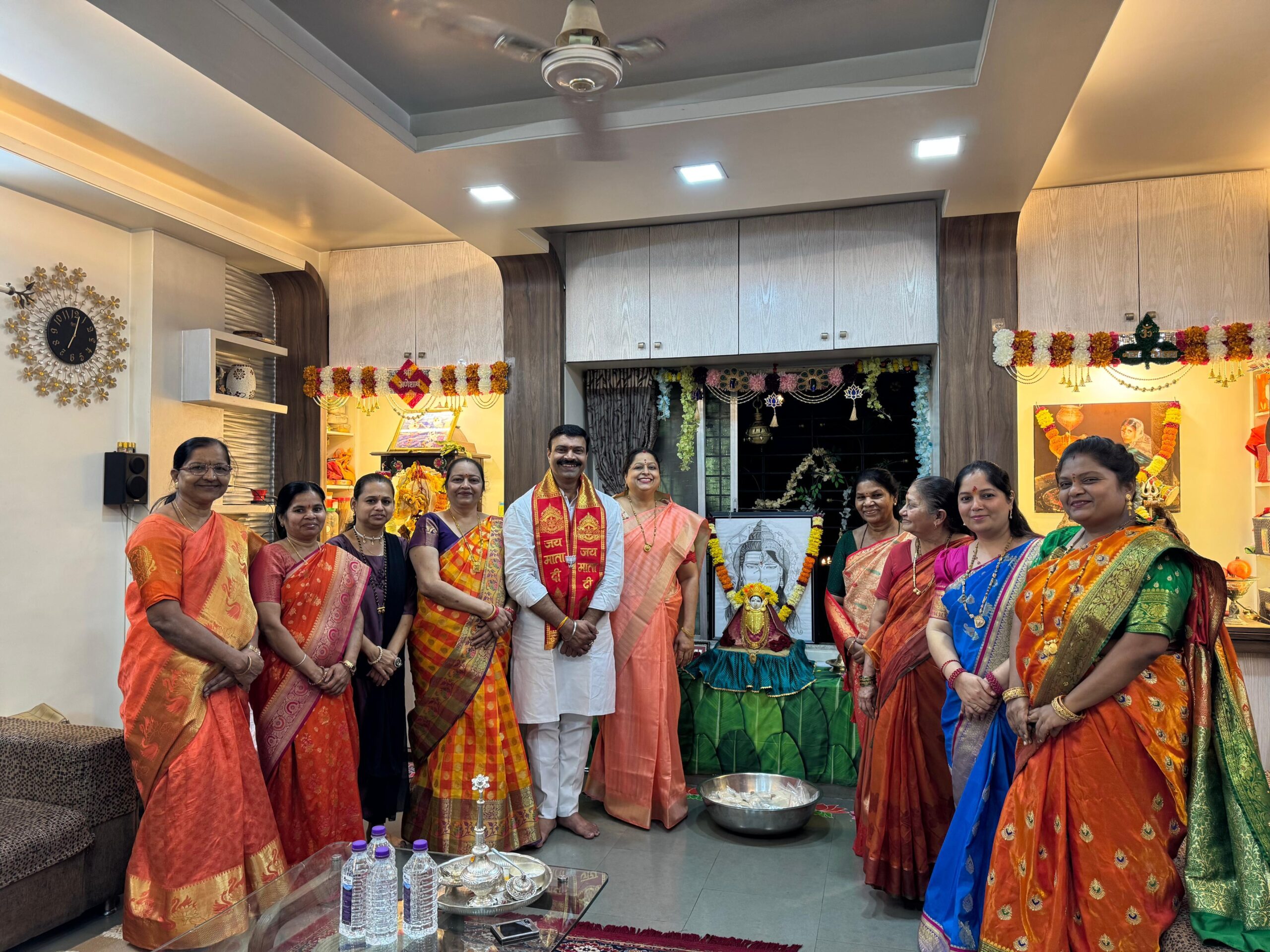 सेवा पंधरवड्यात महिलांचा भव्य सन्मान