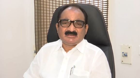 आपत्तीग्रस्त शेतकऱ्यांच्या पाठीशी शासन खंबीरपणे उभे-मदत व पुनर्वसन मंत्री मकरंद जाधव-पाटील