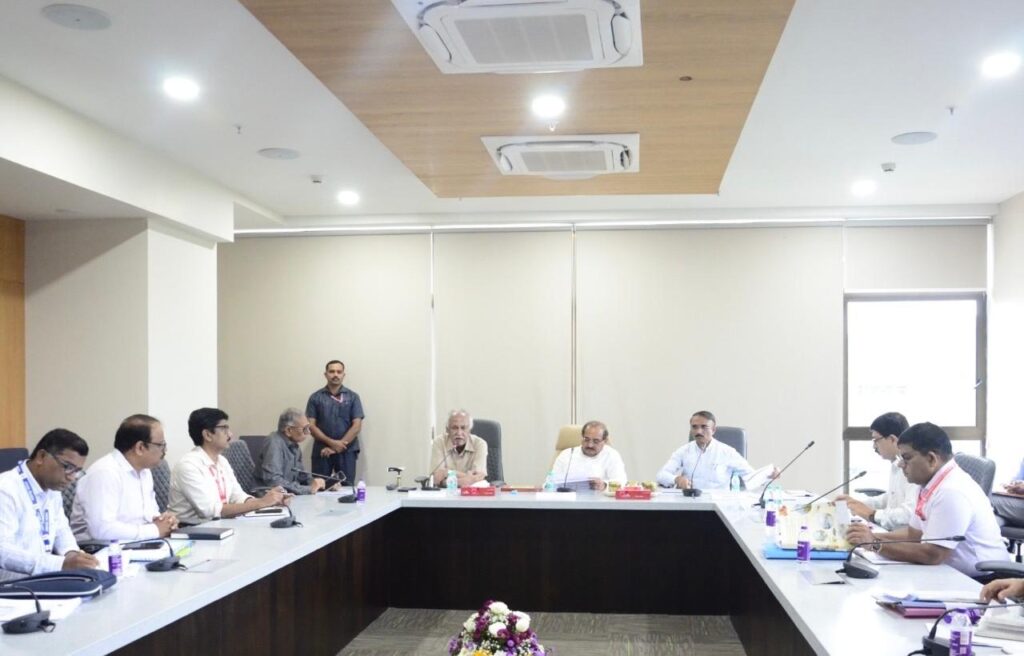 सारथीच्या योजनांचा ग्रामीण भागातील लक्षित गटांपर्यंत विस्तार करावा...