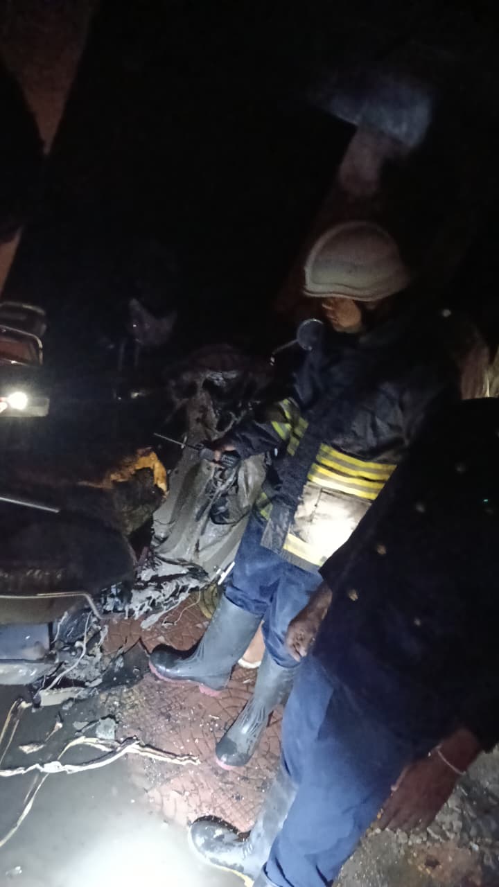 पुण्यात गुरुवार पेठेतील सोसायटीत आग