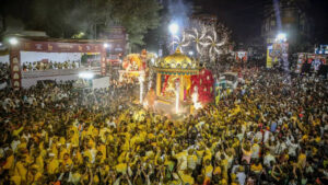 ढोल-ताशांच्या गजरात श्रीमंत भाऊसाहेब रंगारी गणपतींचा विसर्जन सोहळा दिमाखात