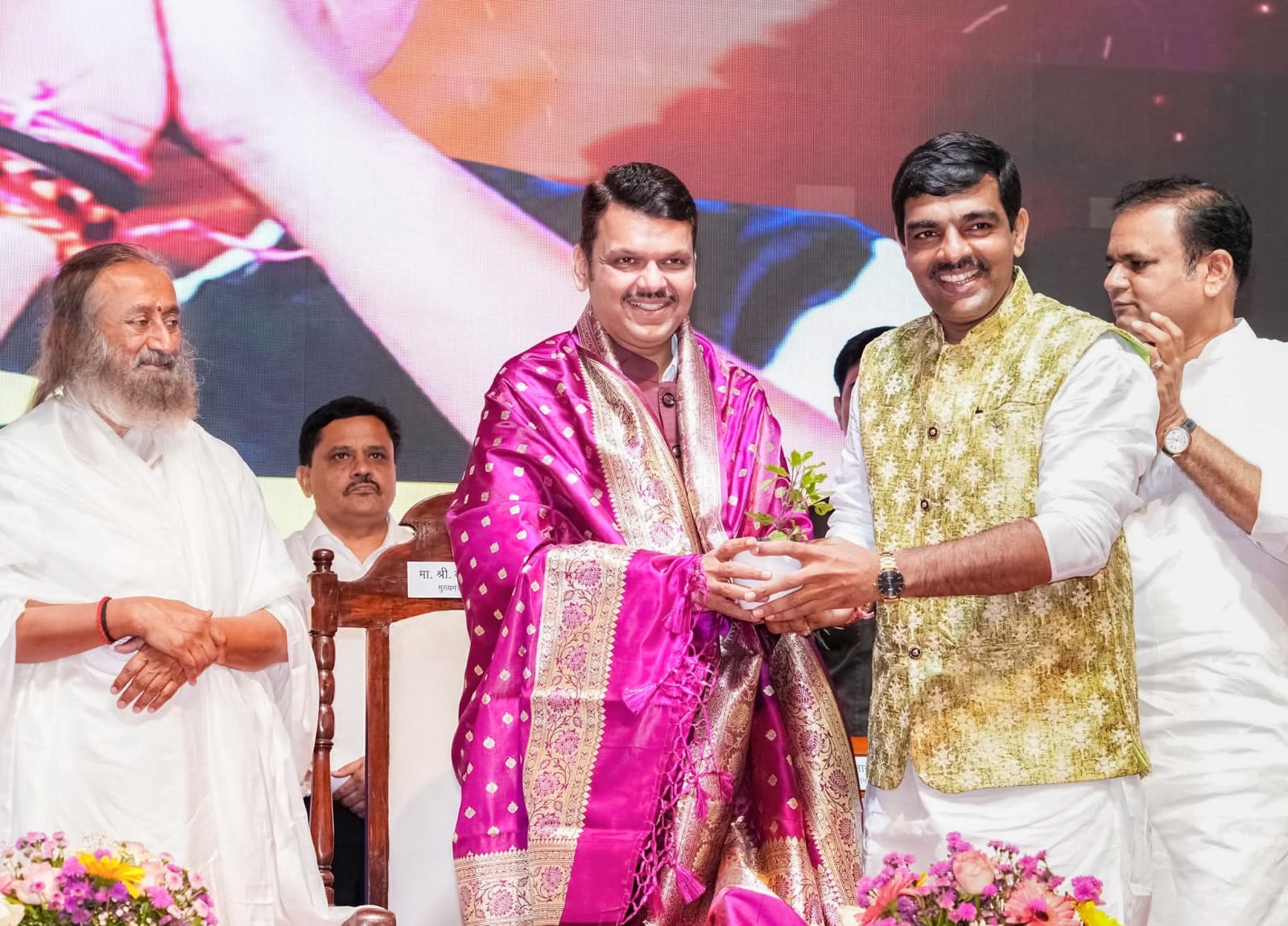 फिनिक्स पुरस्कारामुळे काम करण्याचे, जबाबदारी पार पाडण्याचे बळ द्विगुणित-मुख्यमंत्री देवेंद्र फडणवीस