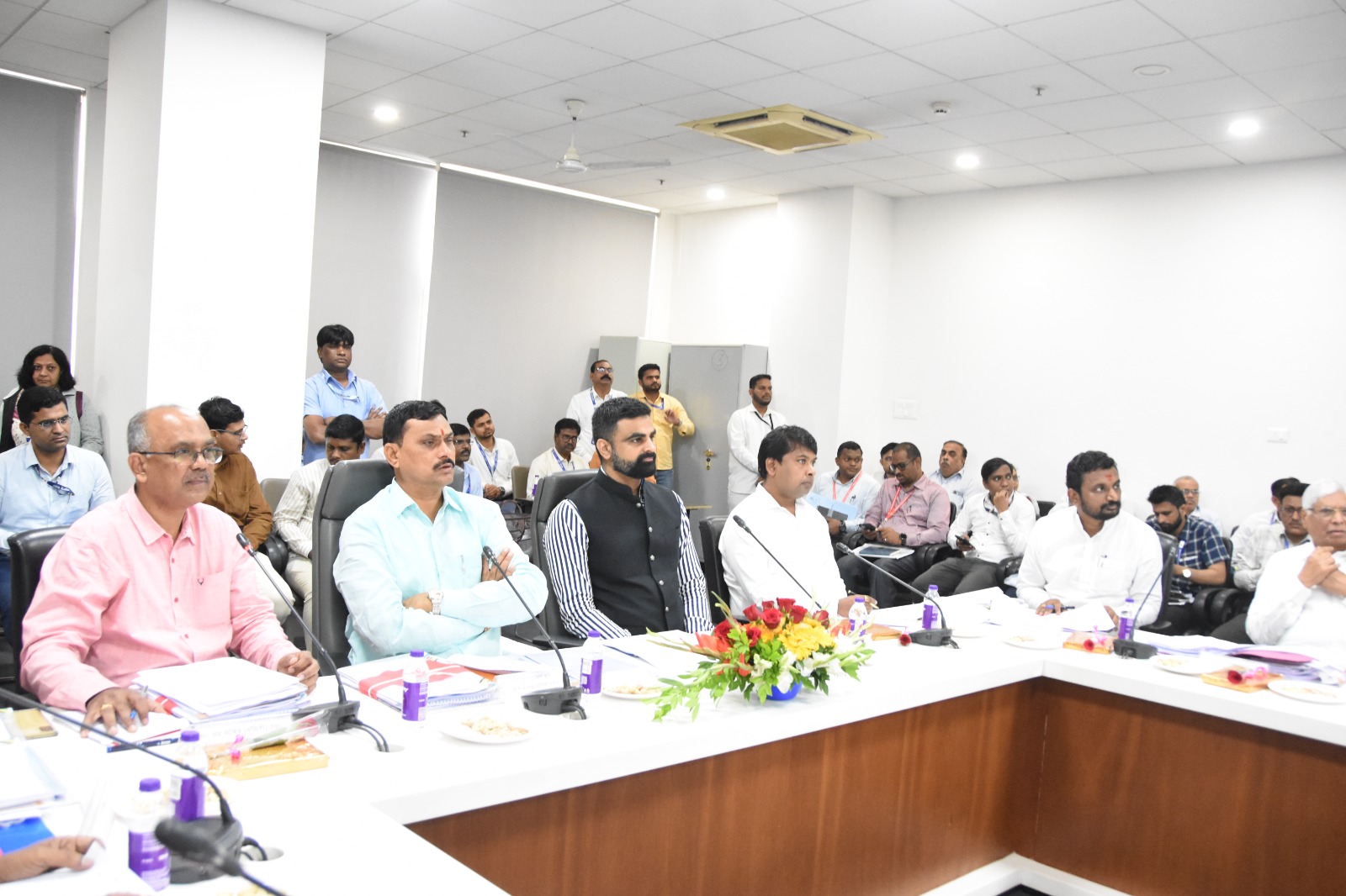 अनुसूचित जाती कल्याण समितीचा पुणे जिल्हा दौरा