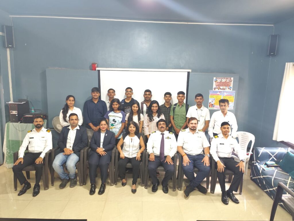 कमर्शियल पायलट लायसन्स सेमिनारला विद्यार्थ्यांचा उत्स्फूर्त प्रतिसाद