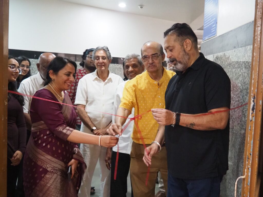 पक्षी, वन्यजीवांच्या छायाचित्रांच्या ‌‘फेदरएन्‌‍टेल‌’ प्रदर्शनाला सुरुवात