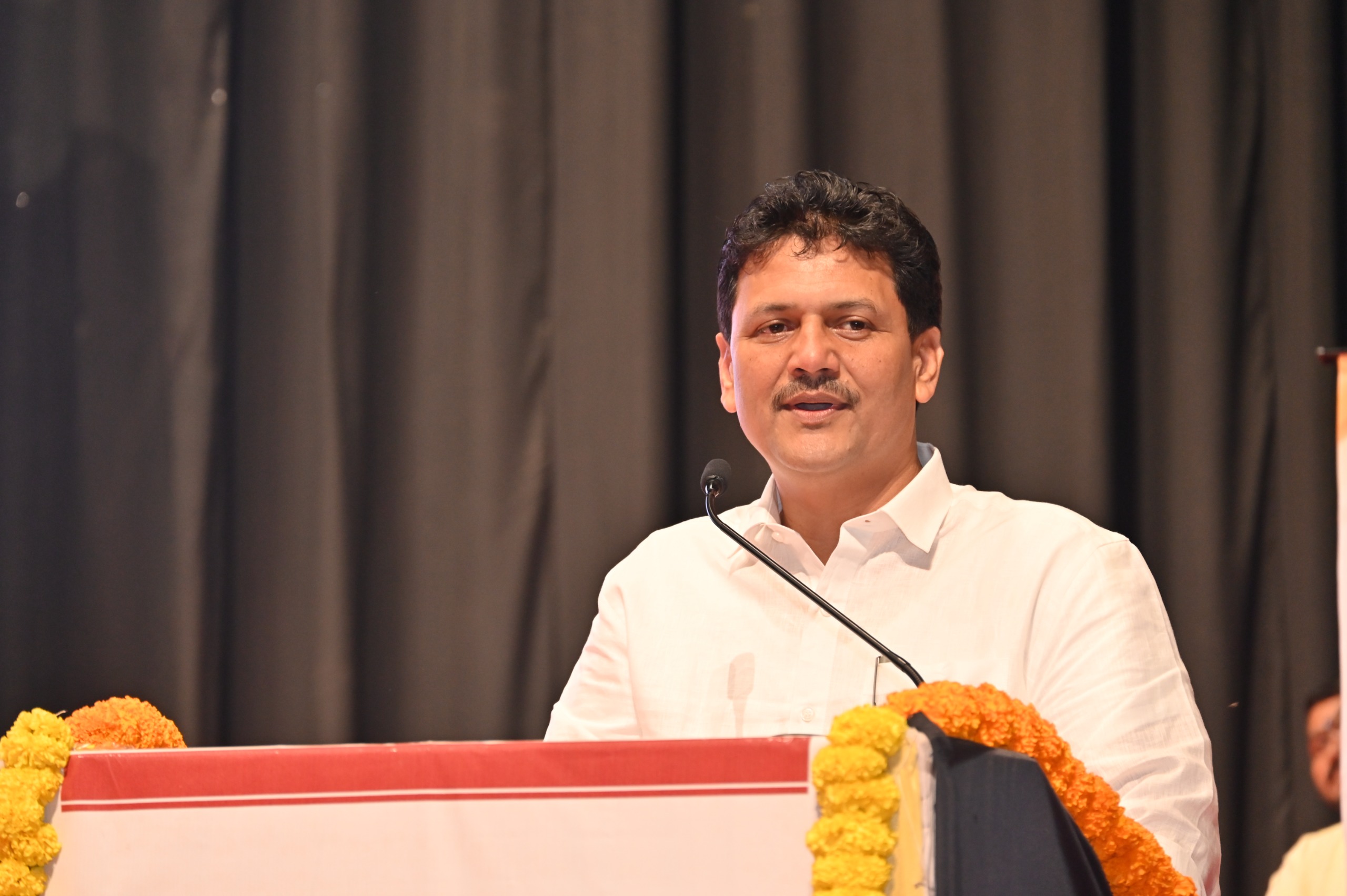 रुग्णावरील उपचार दाव्याची रक्कम त्याच महिन्यात अदा करण्यात येणार - मंत्री प्रकाश आबिटकर