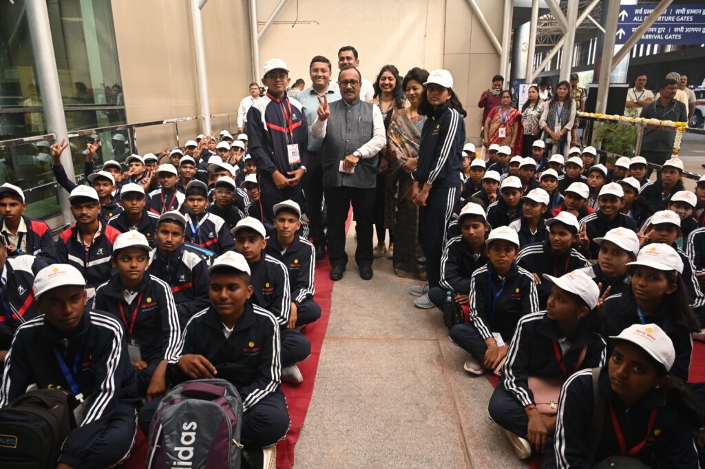 इस्रो भेटीद्वारे विद्यार्थ्यांच्या अंतराळ विज्ञान ज्ञानात भर; वैज्ञानिक दृष्टीकोन रुजविण्यास मदत-मंत्री अतुल सावे