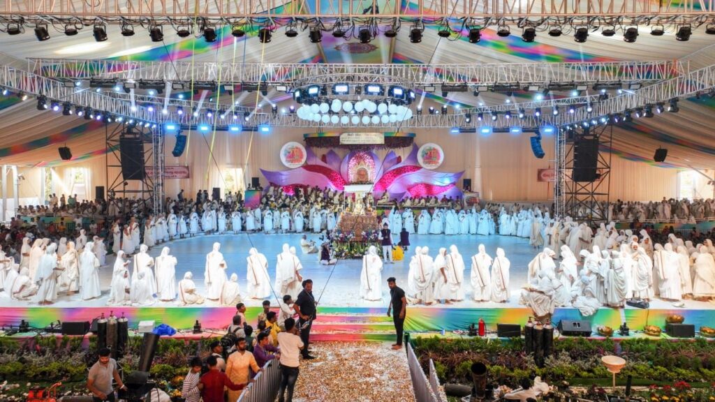 जैन दीक्षा म्हणजे धैर्याचा शिखरबिंदू; संसारत्याग मोठी साधना- मंगलप्रभात लोढा