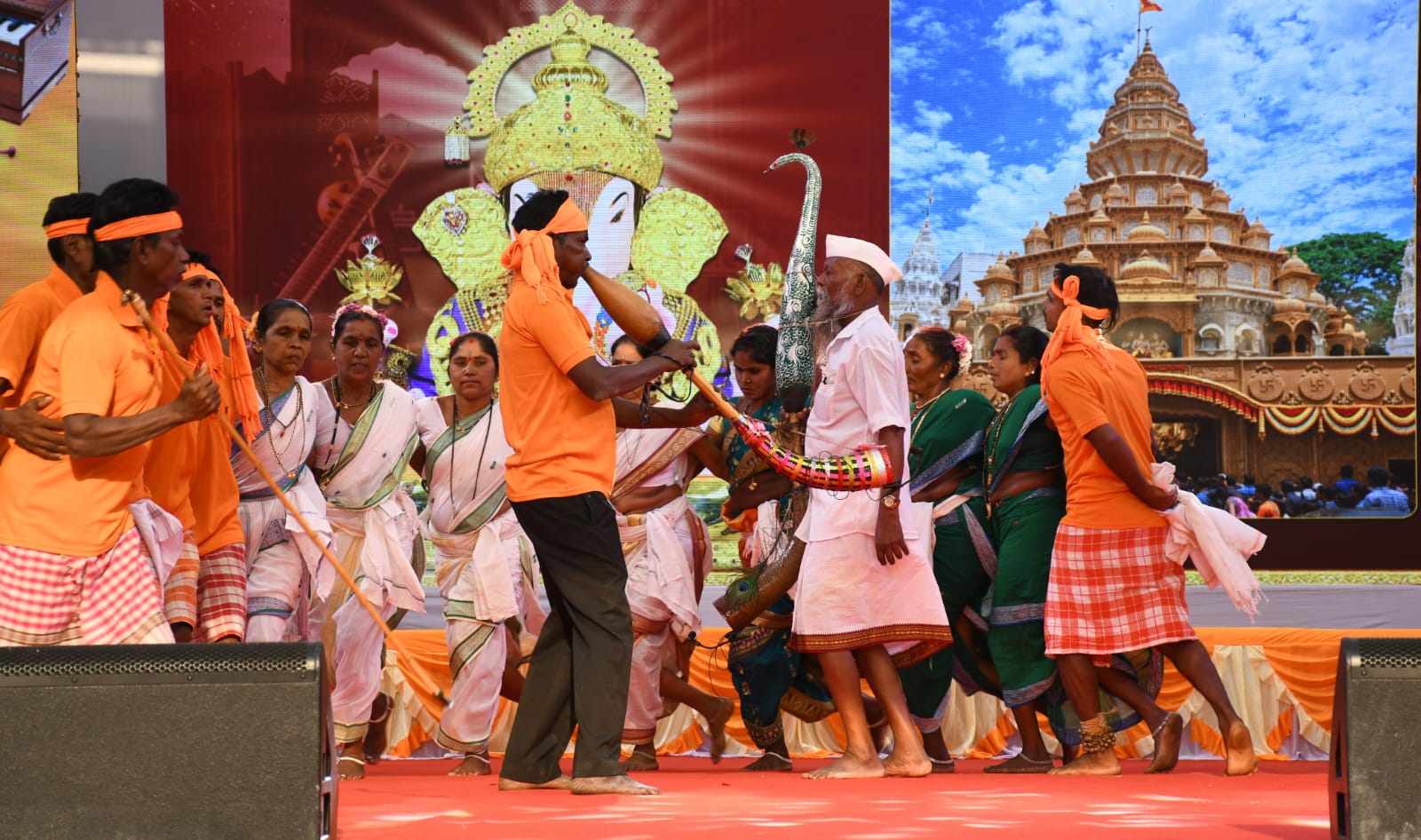 तारपा वादनाच्या सुमधूर निनादात 'दगडूशेठ' संगीत महोत्सवाचा प्रारंभ