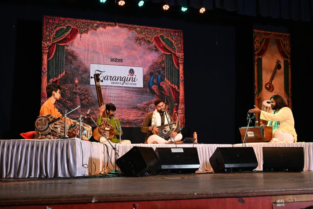सुर-संगीताने रंगले पं.  जितेंद्र अभिषेकी महोत्सवाचे चौथे सत्र