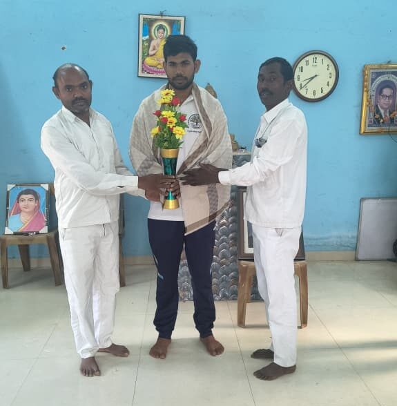 उकळी पेन येथे सत्कार समारंभाचा कार्यक्रम उत्साहात पार पडला