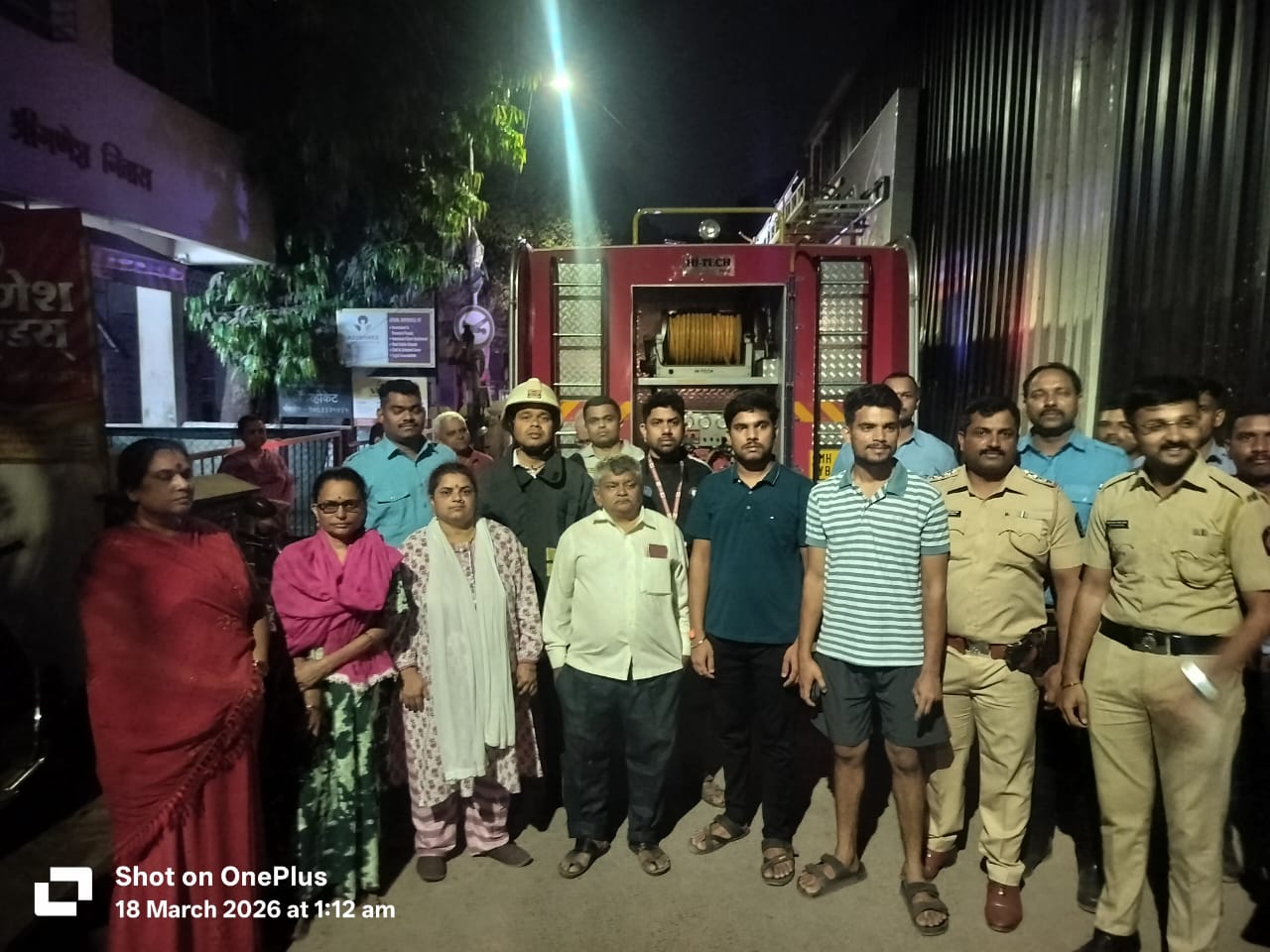 पुण्यात सदाशिव पेठेत इमारतीचा काही भाग काेसळला