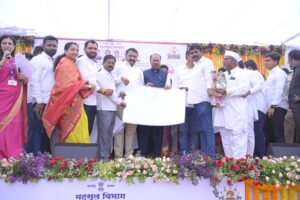 छत्रपती शिवाजी महाराज महाराजस्व अभियानाअंतर्गत समाधान शिबाराचे महसूलमंत्र्यांच्या हस्ते लोणीकंद येथे उद्घाटन