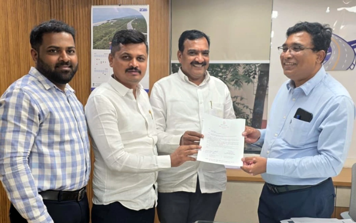 बेलसर टोलनाक्यावर स्थानिकांना टोलमाफी मिळावी