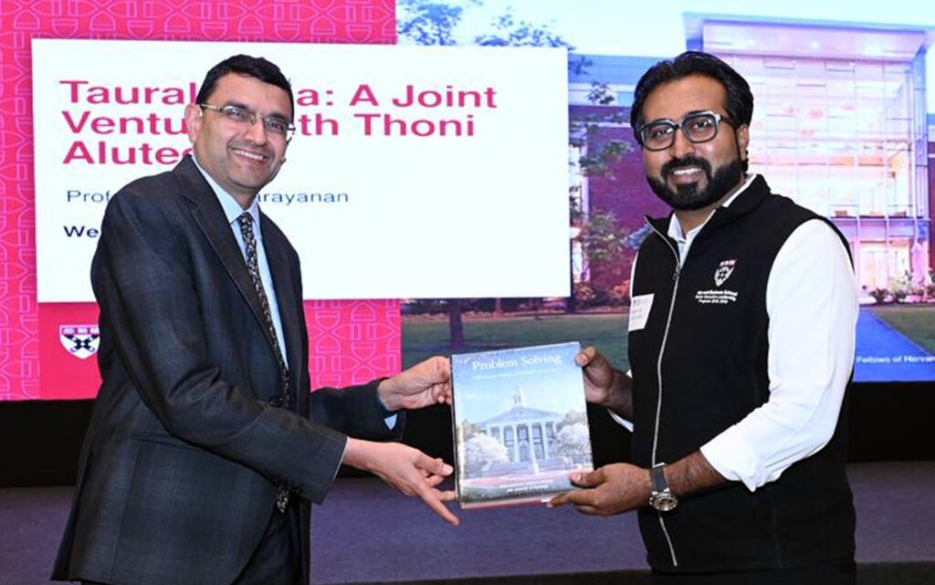 मराठी उद्योजकाचा अमेरिकेच्या हार्वर्डमध्ये झेंडा