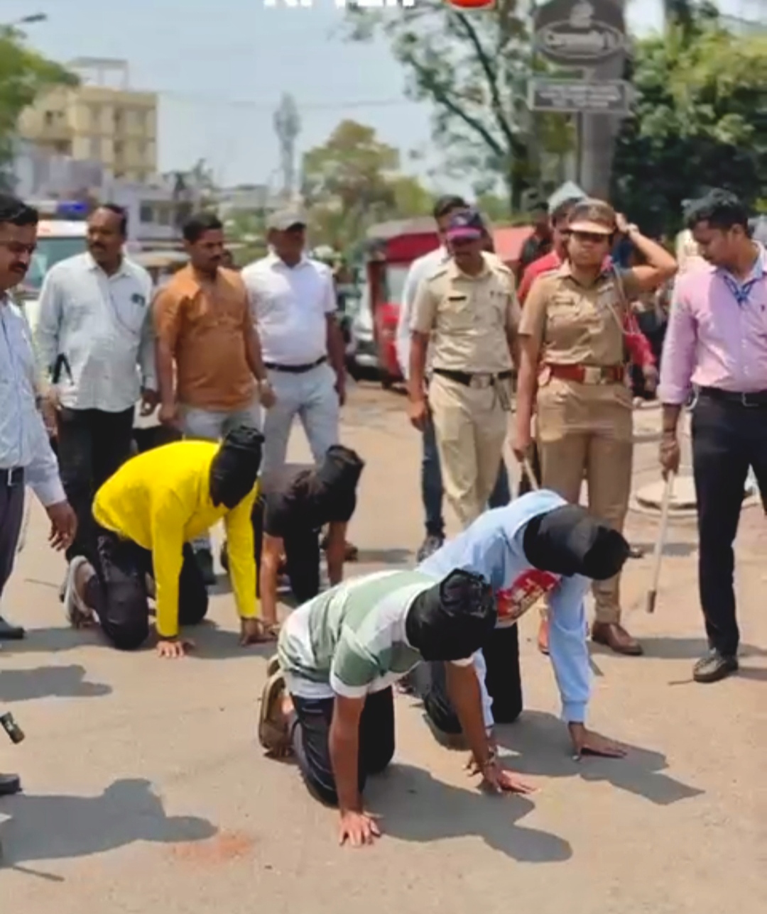 ओन्ली किंग ऑफ पुणे म्हणत काढली रॅली