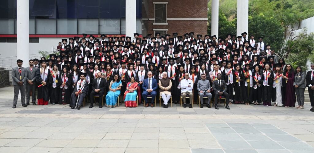सिम्बायोसिस आंतरराष्ट्रीय (अभिमत) विद्यापीठाच्या आंतरराष्ट्रीय विद्यार्थ्यांचा पदवीदान समारंभ