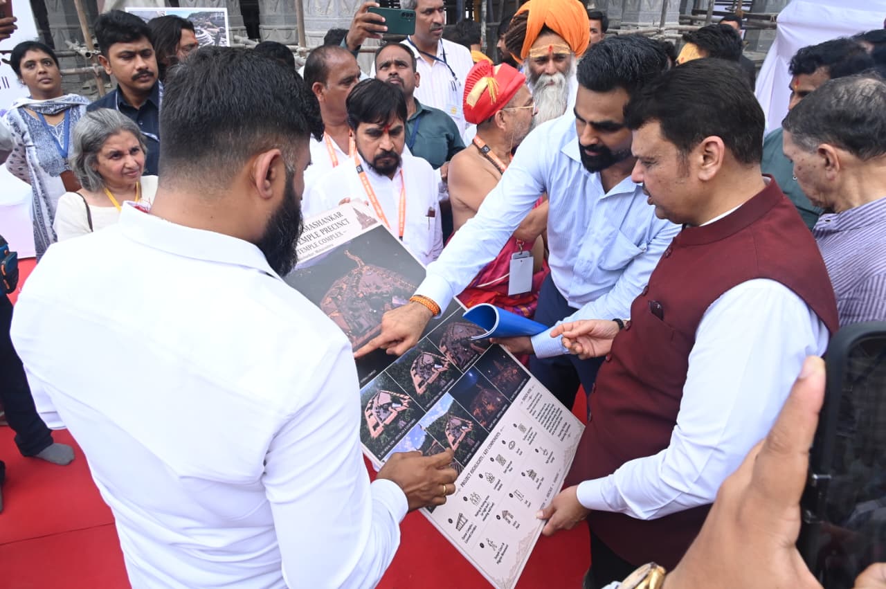 मुख्यमंत्री देवेंद्र फडणवीस यांनी केली श्रीक्षेत्र भीमाशंकर येथील प्रस्तावित ‘हेरिटेज वाडी’ जागेची पाहणी