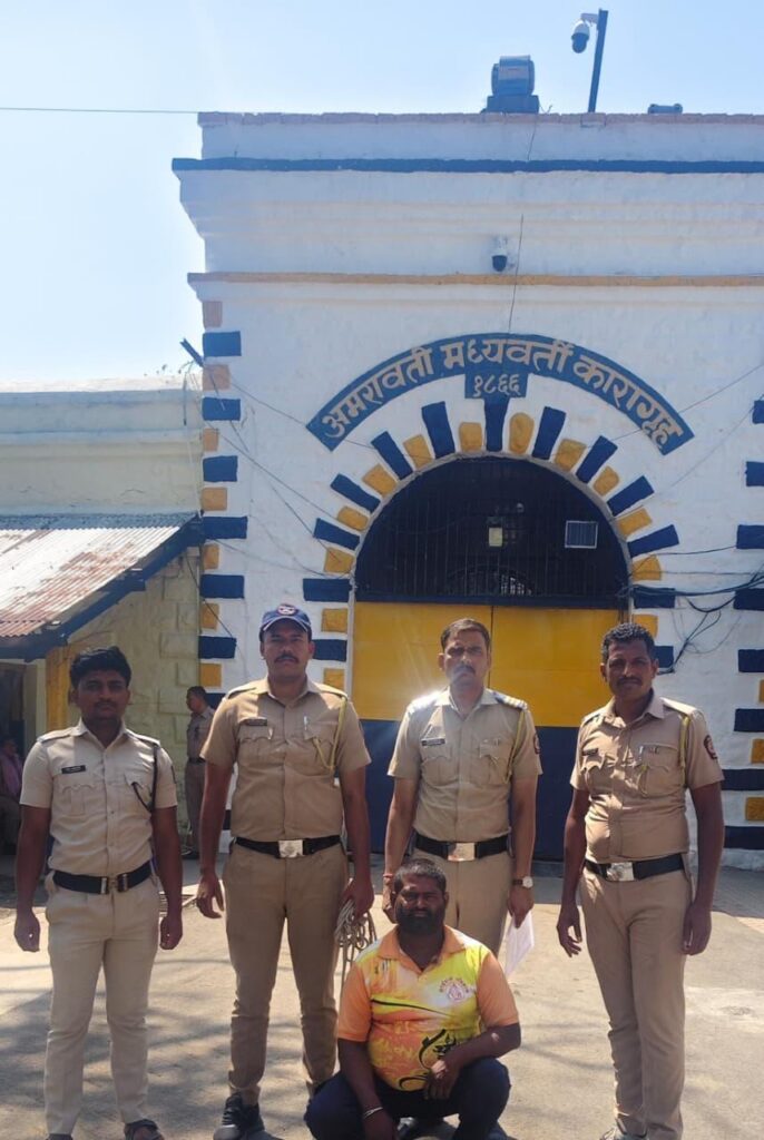 हातभट्टी दारू विक्रेत्याची थेट कारागृहात रवानगी