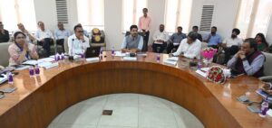 महाराष्ट्राच्या १ ट्रिलियन डॉलर अर्थव्यवस्थेच्या दिशेने संरक्षण उत्पादनाचा मोलाचा वाटा