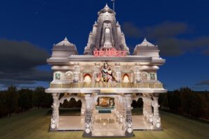 'दगडूशेठ' गणपती यंदा गणेशोत्सवात वृंदावनमधील प्रेम मंदिरात होणार विराजमान