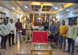 दिवसा रेकी करून रात्री घरफोडी करणाऱ्या टोळीचा एलसीबीने केला पर्दाफाश