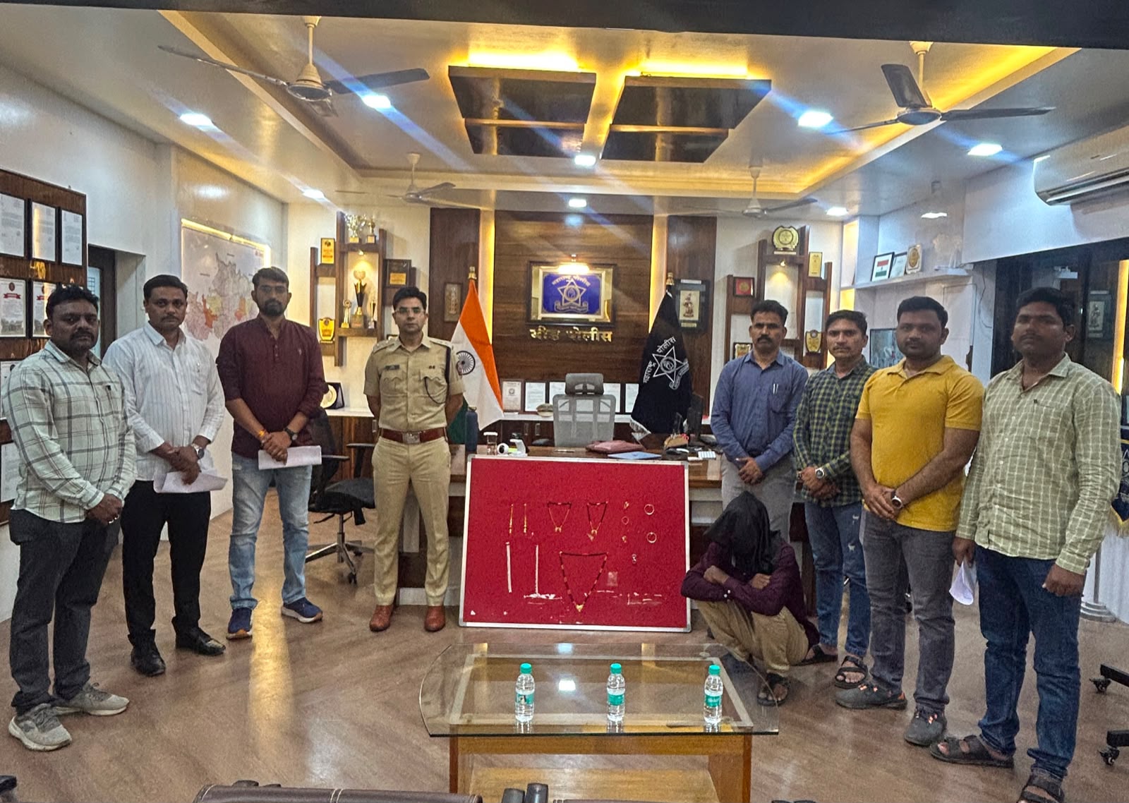 दिवसा रेकी करून रात्री घरफोडी करणाऱ्या टोळीचा एलसीबीने केला पर्दाफाश