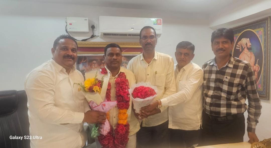आदिवासी मन्नेरवारलु महासंघाच्या धर्माबाद तालुकाध्यक्षपदी गंगाधर तोटलोड यांची नियुक्ती