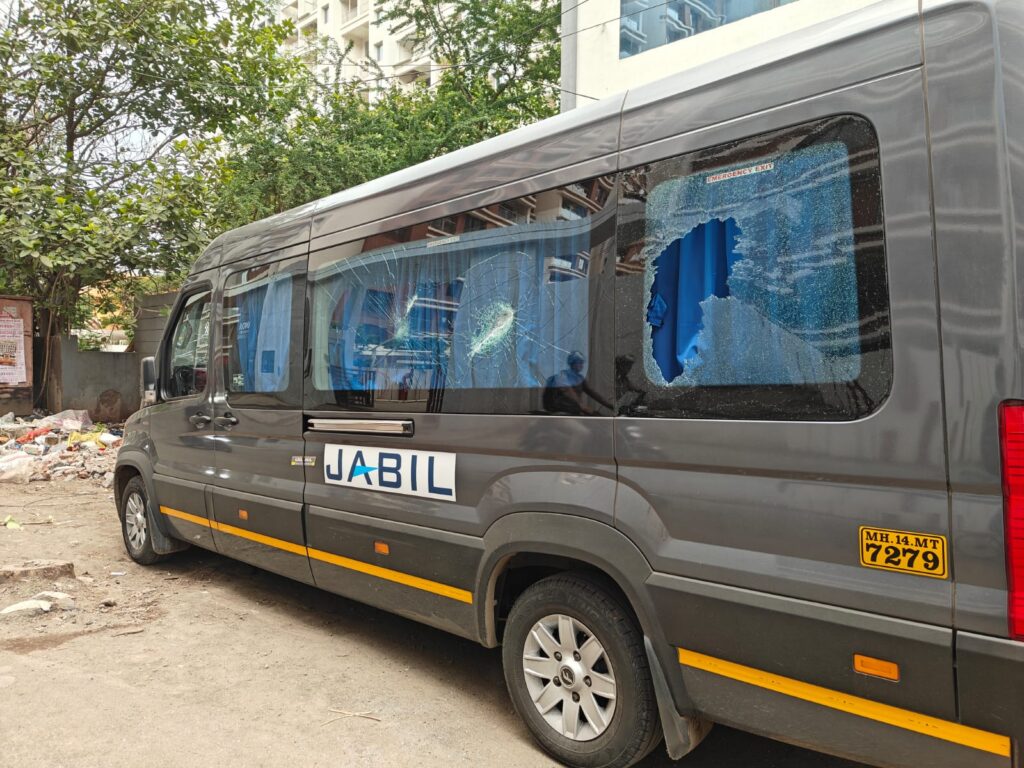 पुण्यात केशवनगरात वाहनांची तोडफोड