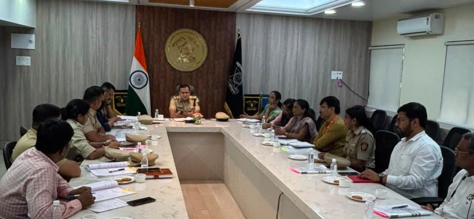 शालेय विद्यार्थ्यांची वाहतूक करताना नियमावलीचे पालन करावे-पोलीस सहआयुक्त संजय दराडे