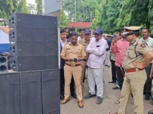 पुणे पोलीस आयुक्तांनी डीजेंना वाजवले, डेसिबलही तपासले
