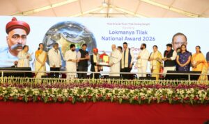 लोकमान्य टिळक राष्ट्रीय पुरस्कार राष्ट्रीय सुरक्षा सल्लागार अजित डोवाल यांना प्रदान