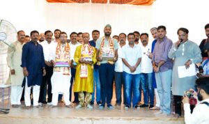 अतिरेकी धमक्यांना न जुमानता काश्मीरमध्ये साजरा होणार गणेशोत्सव